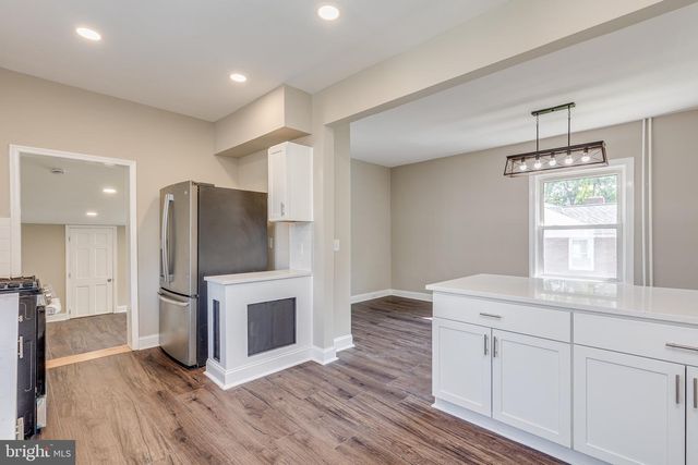 157 WALNUT ST, Westville, NJ 08093