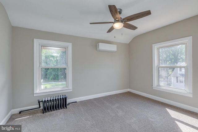 157 WALNUT ST, Westville, NJ 08093