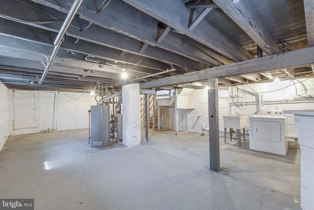 157 WALNUT ST, Westville, NJ 08093