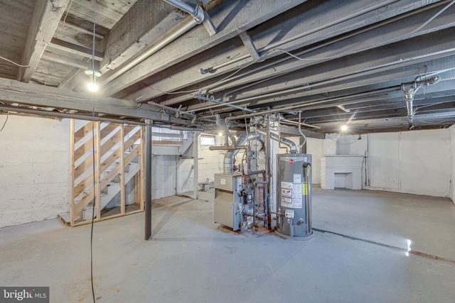 157 WALNUT ST, Westville, NJ 08093