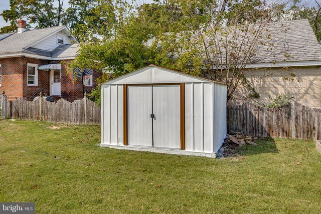 157 WALNUT ST, Westville, NJ 08093