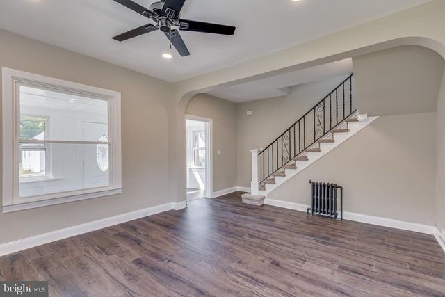 157 WALNUT ST, Westville, NJ 08093