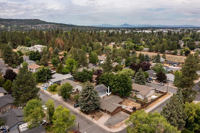 1170 NE Ulysses Drive, Bend, OR 97701
