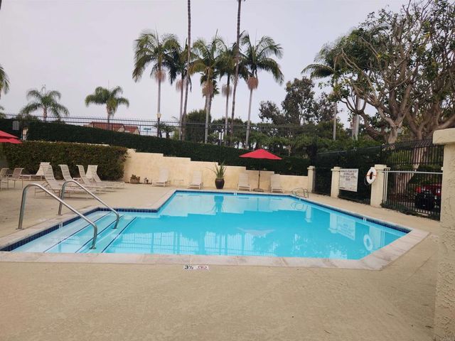 7309 Calle Alma, Carlsbad, CA 92009