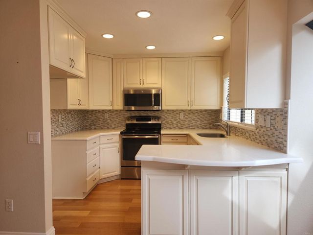 7309 Calle Alma, Carlsbad, CA 92009