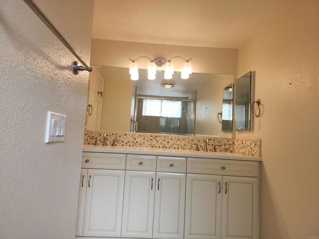 7309 Calle Alma, Carlsbad, CA 92009