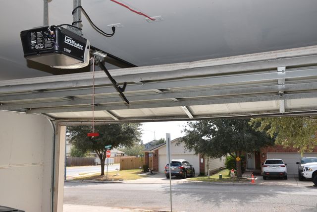 12328 Sky Harbor DR, Del Valle, TX 78617