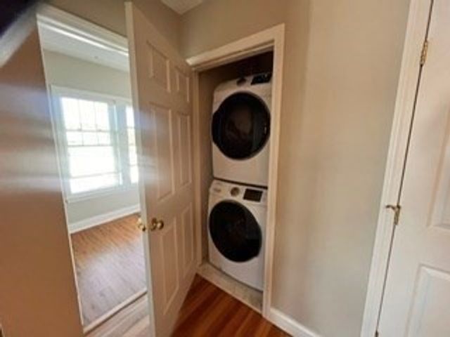 10 Malta St 7, Hull, MA 02045