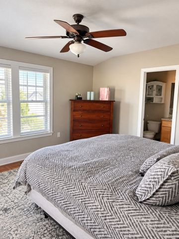 10 Malta St 7, Hull, MA 02045