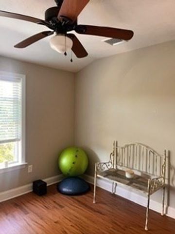 10 Malta St 7, Hull, MA 02045