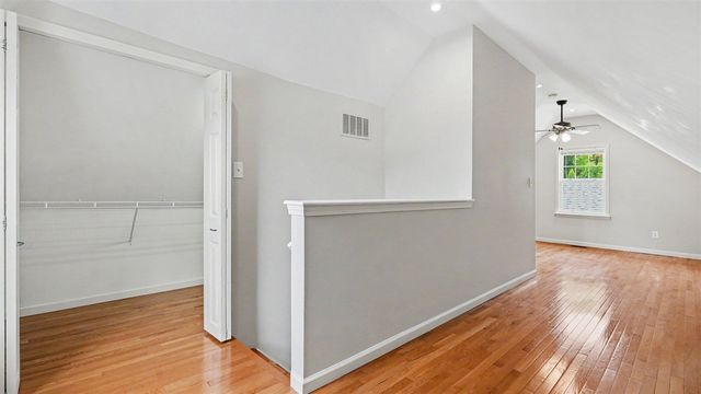 1210 Prescott Avenue, Ann Arbor, MI 48103