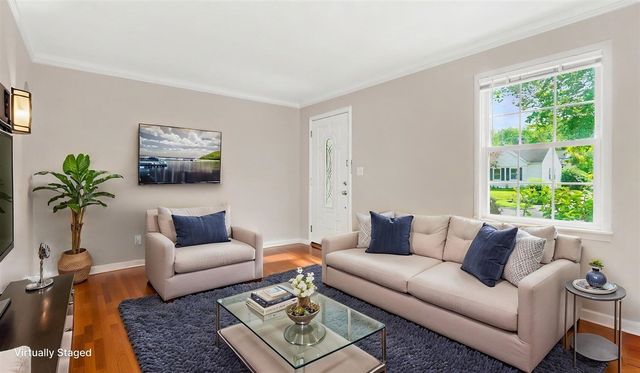 1210 Prescott Avenue, Ann Arbor, MI 48103