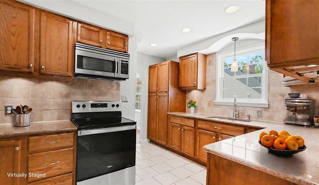 1210 Prescott Avenue, Ann Arbor, MI 48103