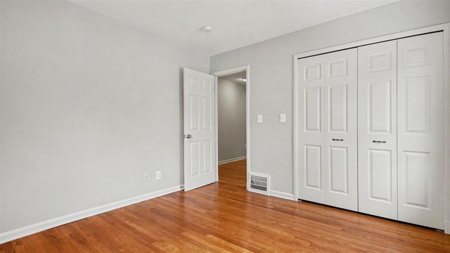 1210 Prescott Avenue, Ann Arbor, MI 48103