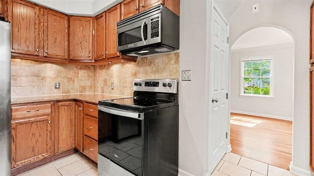 1210 Prescott Avenue, Ann Arbor, MI 48103
