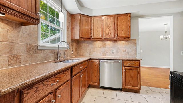 1210 Prescott Avenue, Ann Arbor, MI 48103