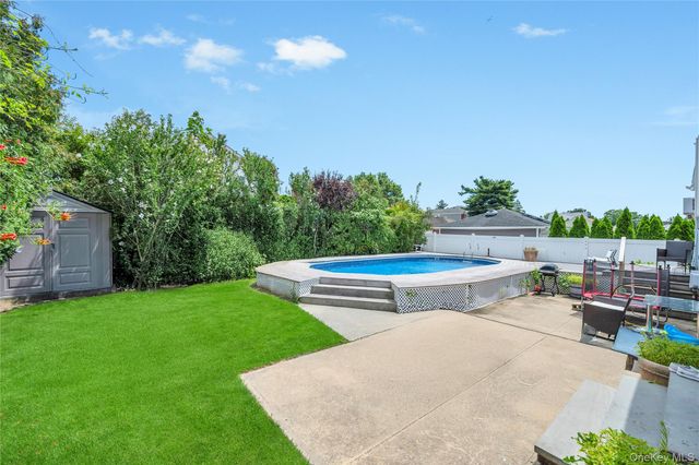 64 Hodson Avenue, Lynbrook, NY 11563