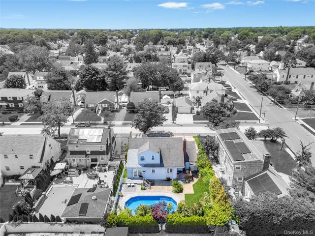 64 Hodson Avenue, Lynbrook, NY 11563