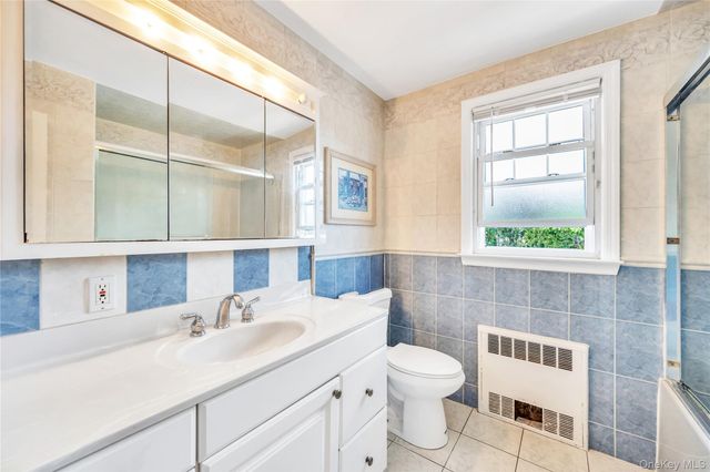 64 Hodson Avenue, Lynbrook, NY 11563