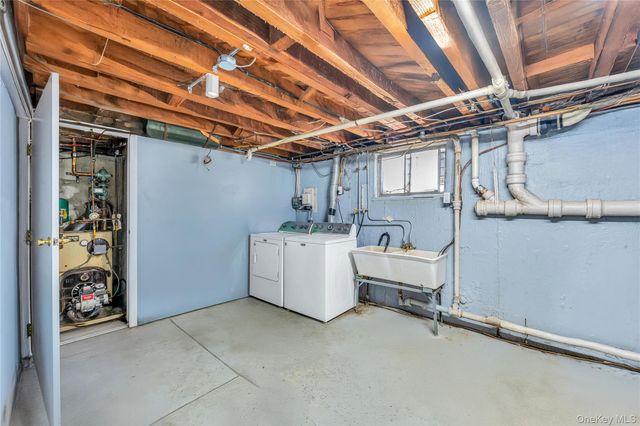 64 Hodson Avenue, Lynbrook, NY 11563