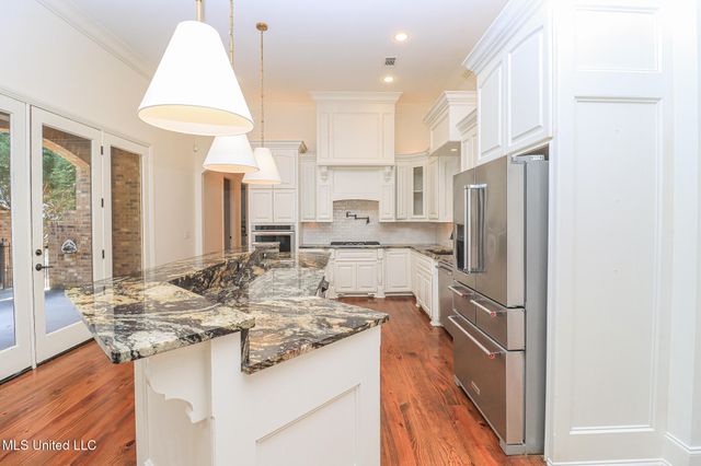 220 Vintage Drive, Madison, MS 39110