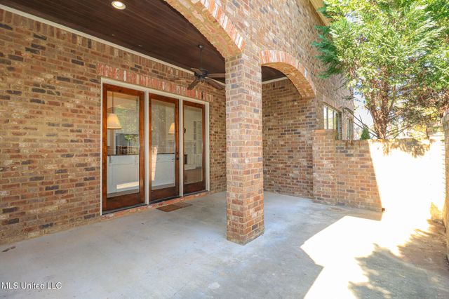 220 Vintage Drive, Madison, MS 39110