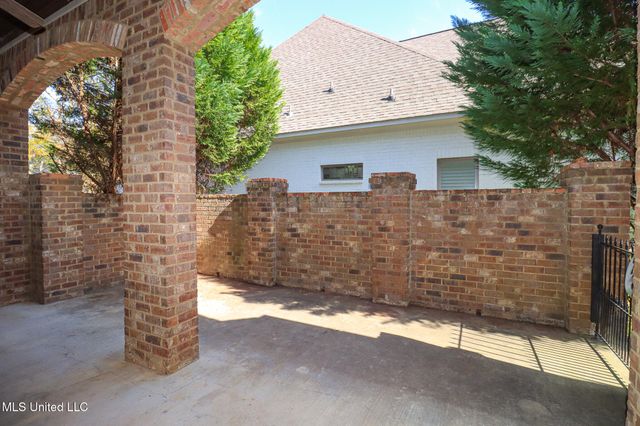 220 Vintage Drive, Madison, MS 39110