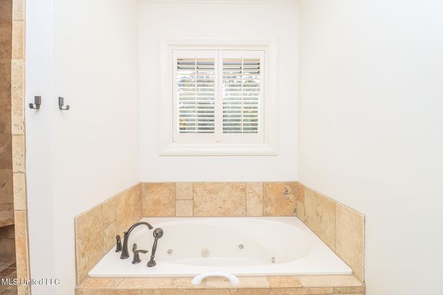 220 Vintage Drive, Madison, MS 39110