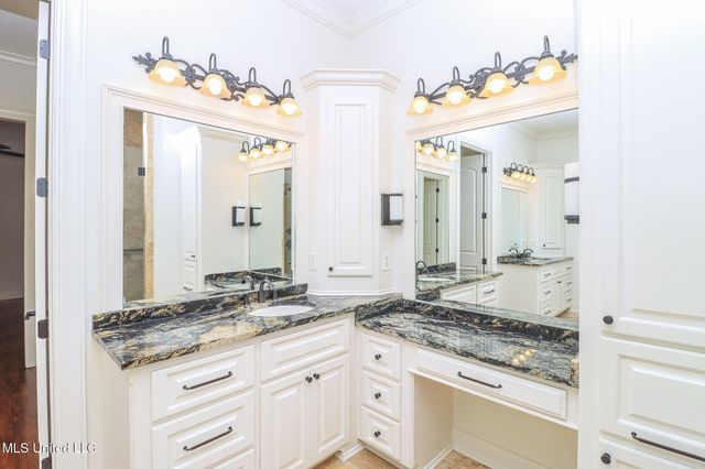 220 Vintage Drive, Madison, MS 39110