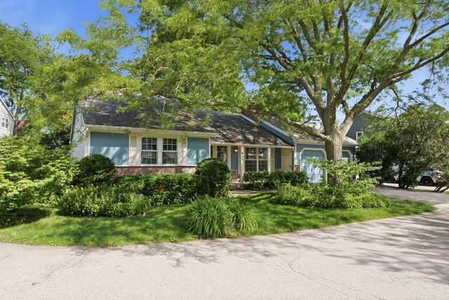 645 Stout Court, Gurnee, IL 60031