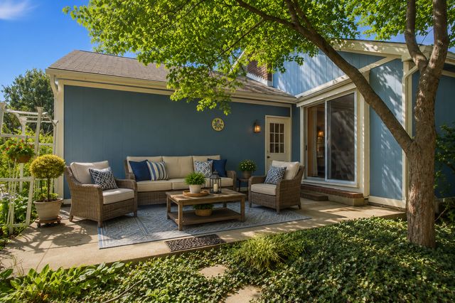 645 Stout Court, Gurnee, IL 60031