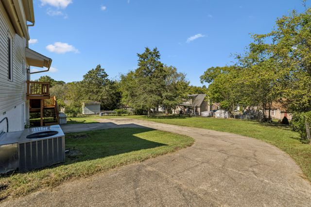 120 Stoneridge Pkwy, La Vergne, TN 37086