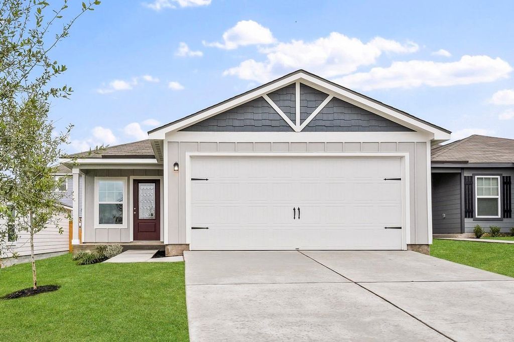 108 Morrison DR, Jarrell, TX 76537