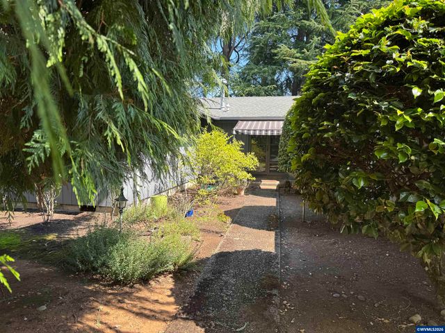 5070 10th Pl S, Salem, OR 97306