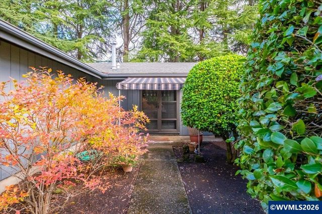 5070 10th Pl S, Salem, OR 97306