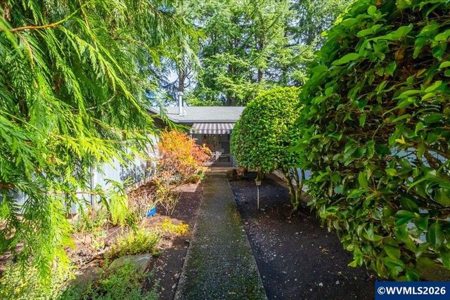 5070 10th Pl S, Salem, OR 97306