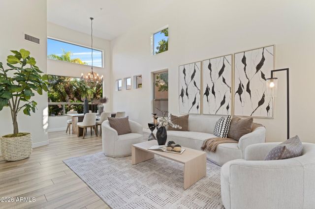 9058 E CASITAS DEL RIO Drive, Scottsdale, AZ 85255