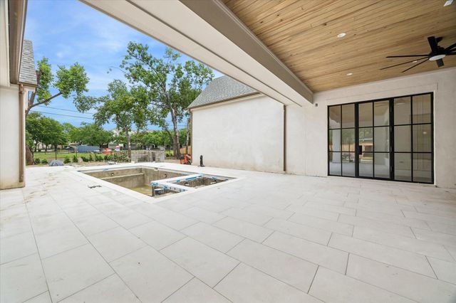 8412 Lofland Drive, Houston, TX 77055