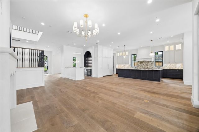 8412 Lofland Drive, Houston, TX 77055