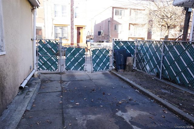 91-06 97th Avenue 1st Floor, Ozone Park, NY 11416