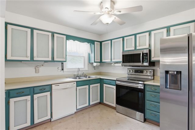 307 Linden Rd, Canonsburg, PA 15317