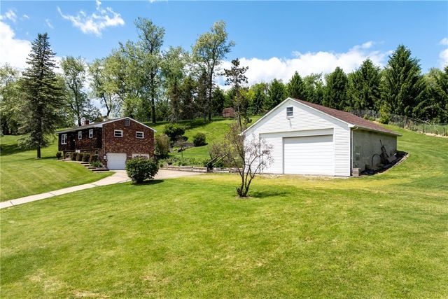 307 Linden Rd, Canonsburg, PA 15317
