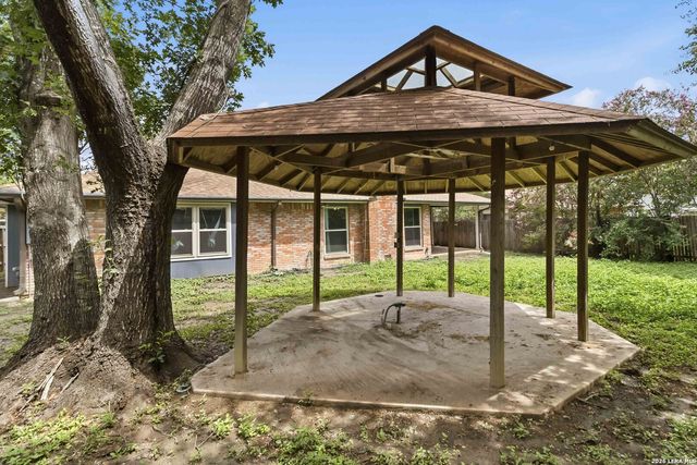 1718 Forest Spring, San Antonio, TX 78232