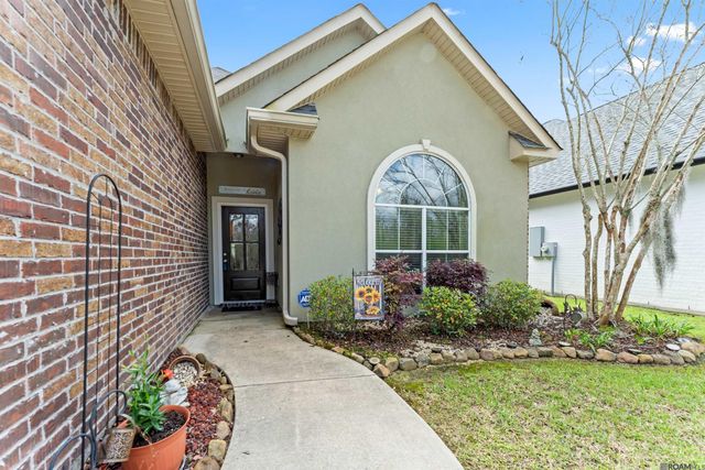 21161 Waterfront East Dr, Maurepas, LA 70449