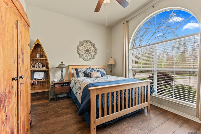 21161 Waterfront East Dr, Maurepas, LA 70449