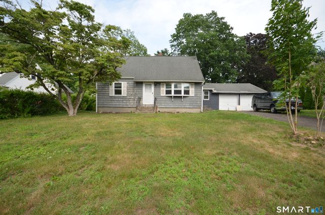 190 Sasapequan Road, Fairfield, CT 06824