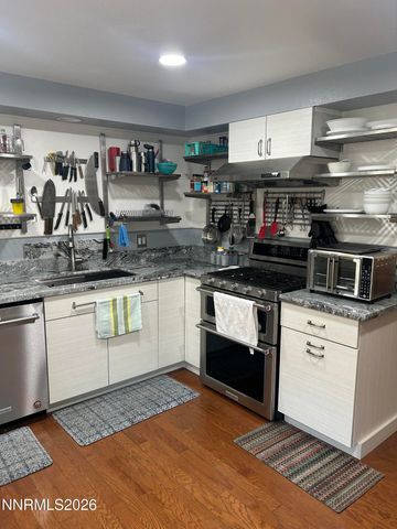 7491 Sandstone Drive, Reno, NV 89511