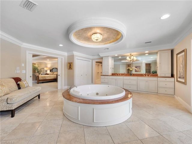 13580 Brynwood LN, Fort Myers, FL 33912