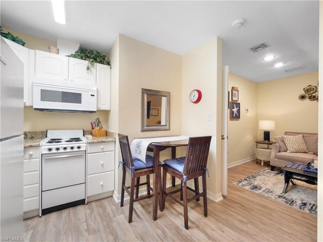13580 Brynwood LN, Fort Myers, FL 33912