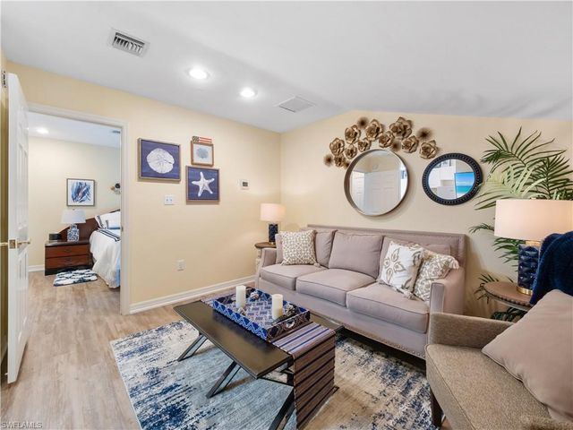 13580 Brynwood LN, Fort Myers, FL 33912